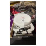 Sunbeam Small Round Waffle Maker,