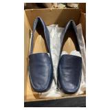 6 Ladies Turle Neck Shirts sz M & Shoe Hardly