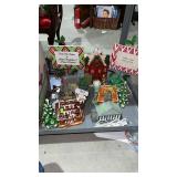 5 Small Light Up Houses, 2 Signs