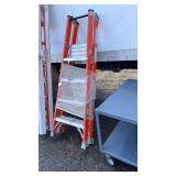 Louisville Double sided work ladder