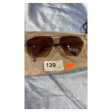 Reaction Kenneth Cole Sunglasses w/ Cloth Pouch Reaction Kenneth Cole Sunglasses w/ Cloth Pouch