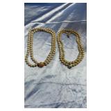 3 Vintage Pearl Like Necklaces 3 Vintage Pearl Like Necklaces