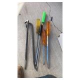 Screwdrivers and cats claws Screwdrivers and cats claws