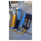 To hammer tackers electric staple gun To hammer tackers electric staple gun