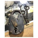 Metal Padlock w/ 2 Keys