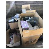 Assortments of Buttons, Vintage Sewing Thread Sew-