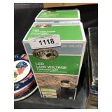 2 low voltage pathway lights