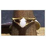 14kt GE Ring w/ White Stone sz 6