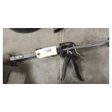 Manual epoxy dispenser