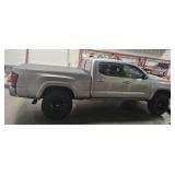 2019 TOYOTA TACOMA DOUBLE DOOR TRUCK