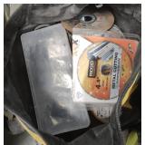 Bag of metal cutting saw blades