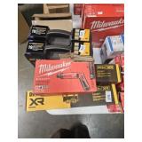 MILWAUKEE 1/4" HEX 2-SPEED SCREWDRIVER KIT