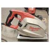 ELECTRIC MILWAUKEE METAL SAW