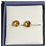 14kt  Topaz Earrings