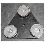 Triple magnetic mount