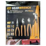 Four piece mixed plier set gear wrench