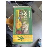 Vintage lawn Bowie set unused
