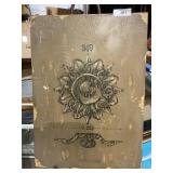 Medallion wall art 18x25