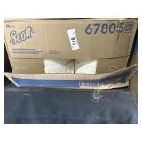 12 Rolls Scott Commercial toilet paper