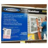 Ladder stabilizer