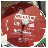 One Saw Blade Diablo 7 1/4 inch, 4 theeth