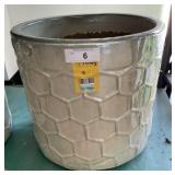 15ï¿½ ceramic cream honeycomb pot