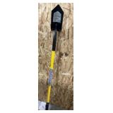 Vulcan trench shovel fiberglass handle