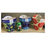 3 wall hanging ceramic pots- 3x$