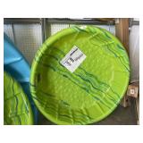 one Green kiddie pool