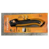 FISKARS folding 7 inch tree branch pruner