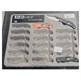 3 POCKET KNIFES