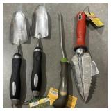 (4) garden tools