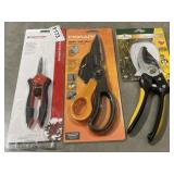 (3) pc  Cutting items