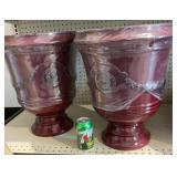 (2)  plastic planters  2x$