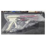 DRIP-FREE CAULK GUN