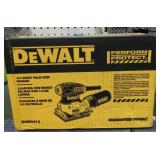 1/4 sheet palm sander