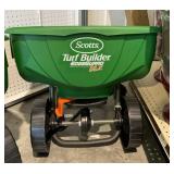 Scottï¿½s broadcast spreader