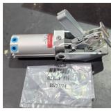DE-STA-CO Pnuematic hold down toggle clamp