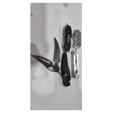 5 POCKET KNIVES