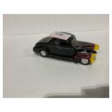 Racing Champions   Collectable Car 7" Long