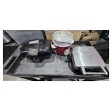 WAFFLE IRON/ PORTABLE GRILL / STEAMER