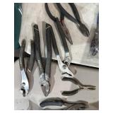 6 Pliers and 1 Wire Cutter