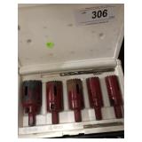 5 Hole Saws in Box