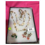 Misc Jewelry Real Mother of Pearl & Pearl Necklace