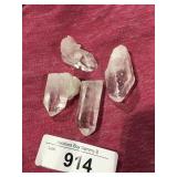 4 small quartz crystal points
