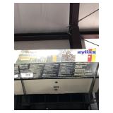 Box w/ Zylizz Clamps