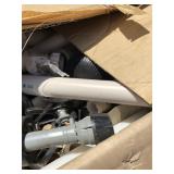 Assorted plumbing pieces