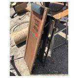 2 automotive floor creepers