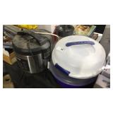 Rice Cooker, Pitcher, 2 Plastic Party Containers,
