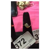 Gold Toned Ring w/ Sim. Opal Stone sz 8